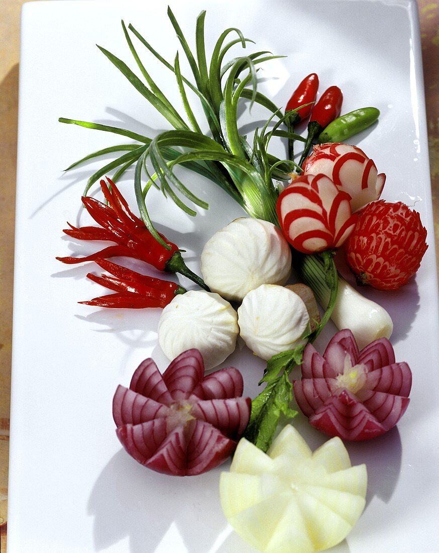 Various vegetable carvings 