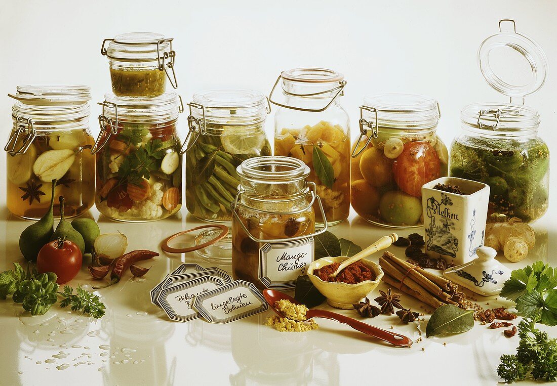Sweet and sour preserves in jars; labels; ingredients