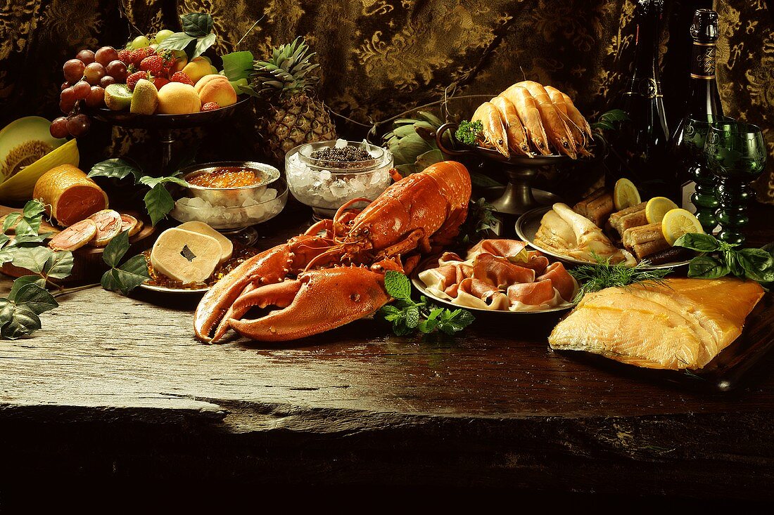 Buffet with lobster, raw ham, caviare, fish, fruit etc