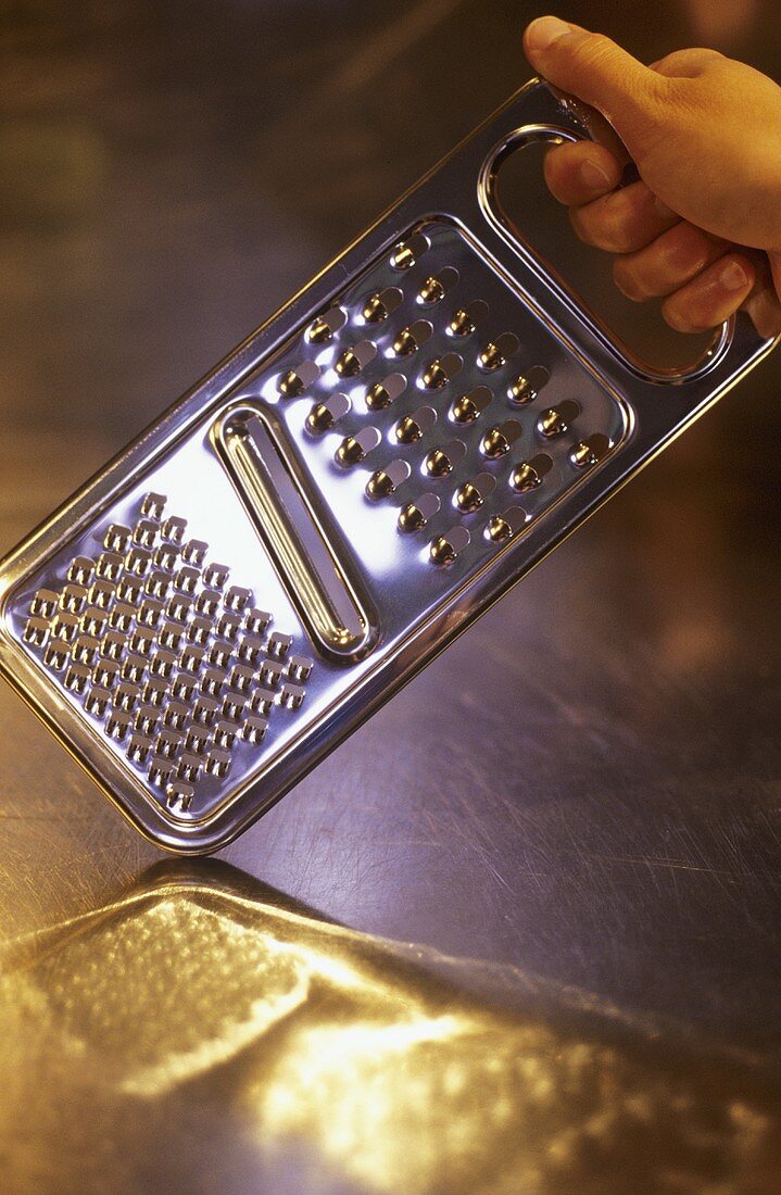 A vegetable grater