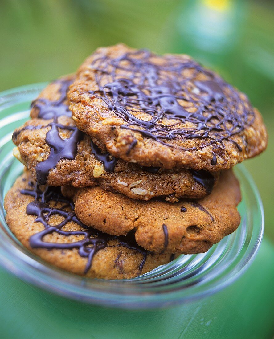 Amerikanische Cookies mit Schokoladenglasur