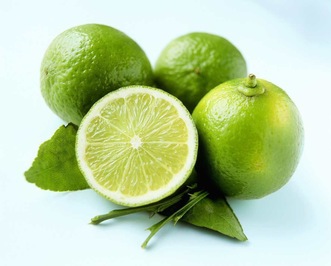 Whole limes and lime halves