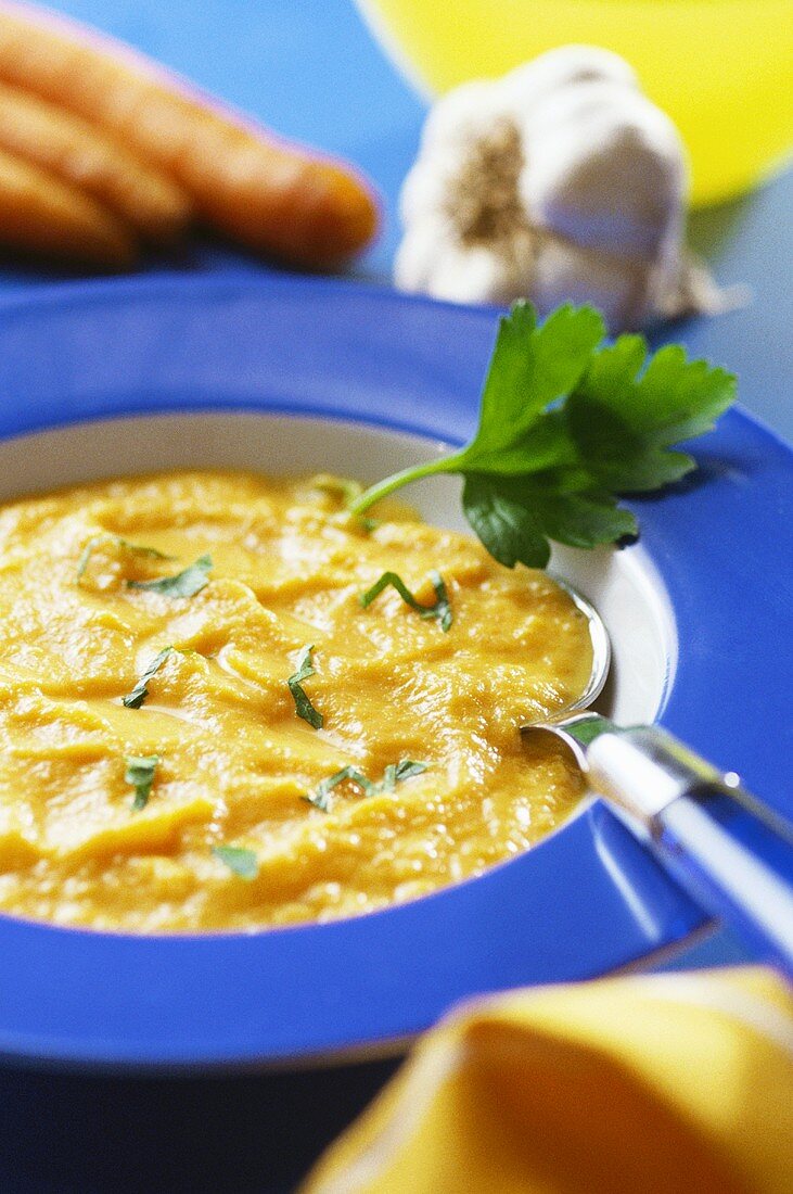 Carrot soup with fresh parsley