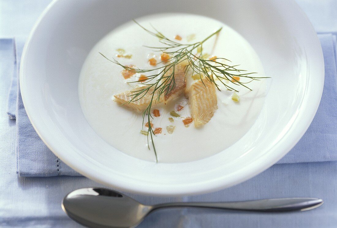 Creamy smoked trout soup with horseradish and dill