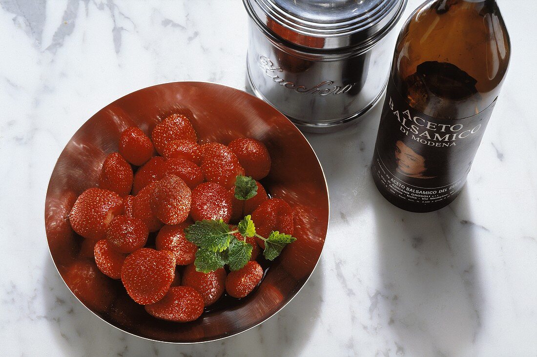 Fragole all'aceto (marinated strawberries), Italy