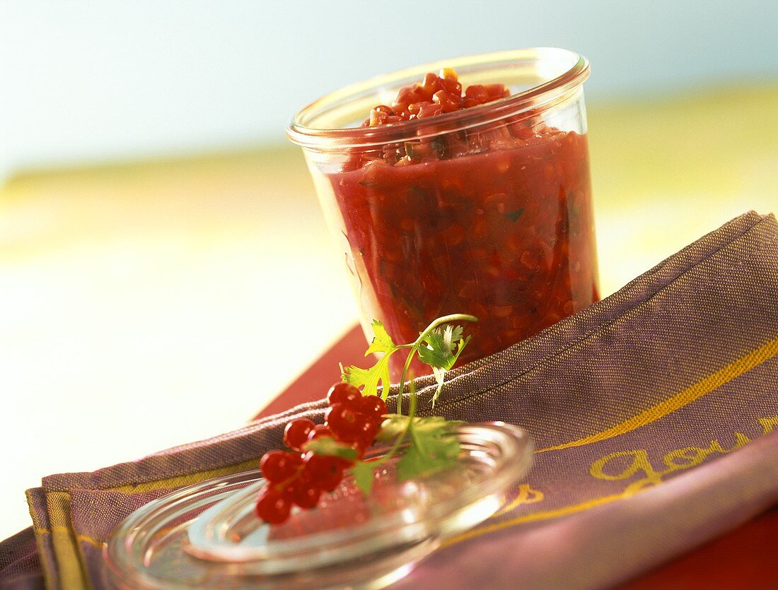 Vegetable relish with redcurrants