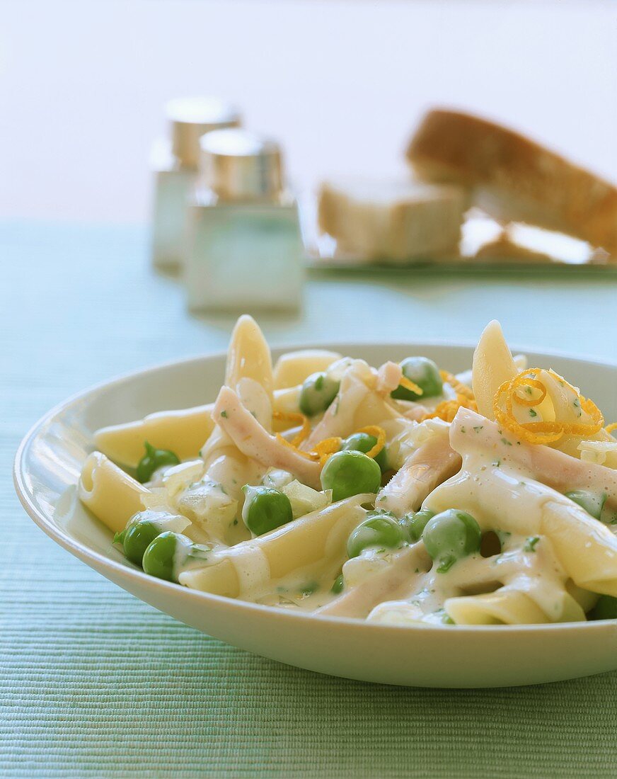 Penne alla salsa di limoni (Penne in Zitrus-Sahne-Sauce)