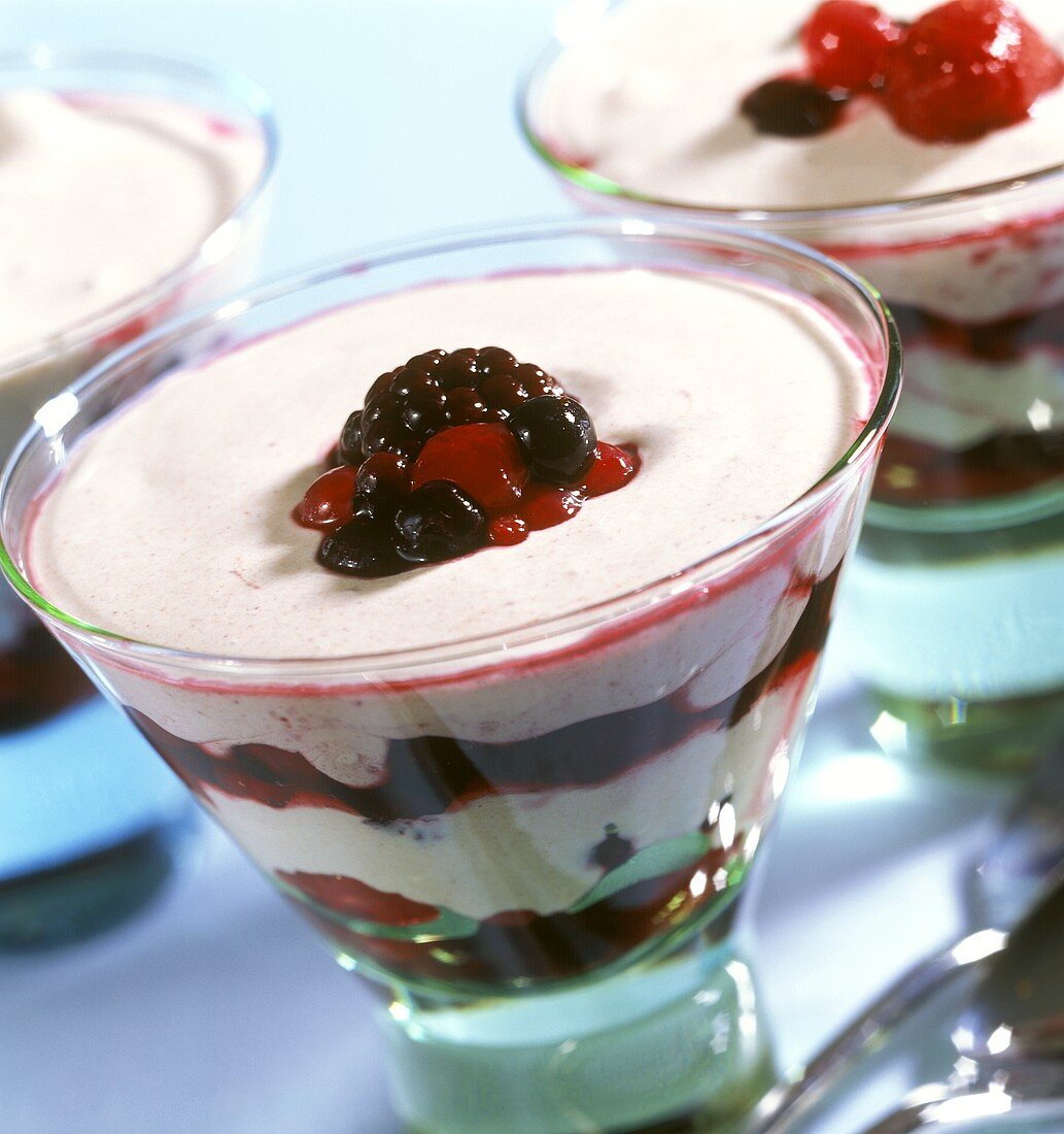 Mascarpone mousse with berries in glasses
