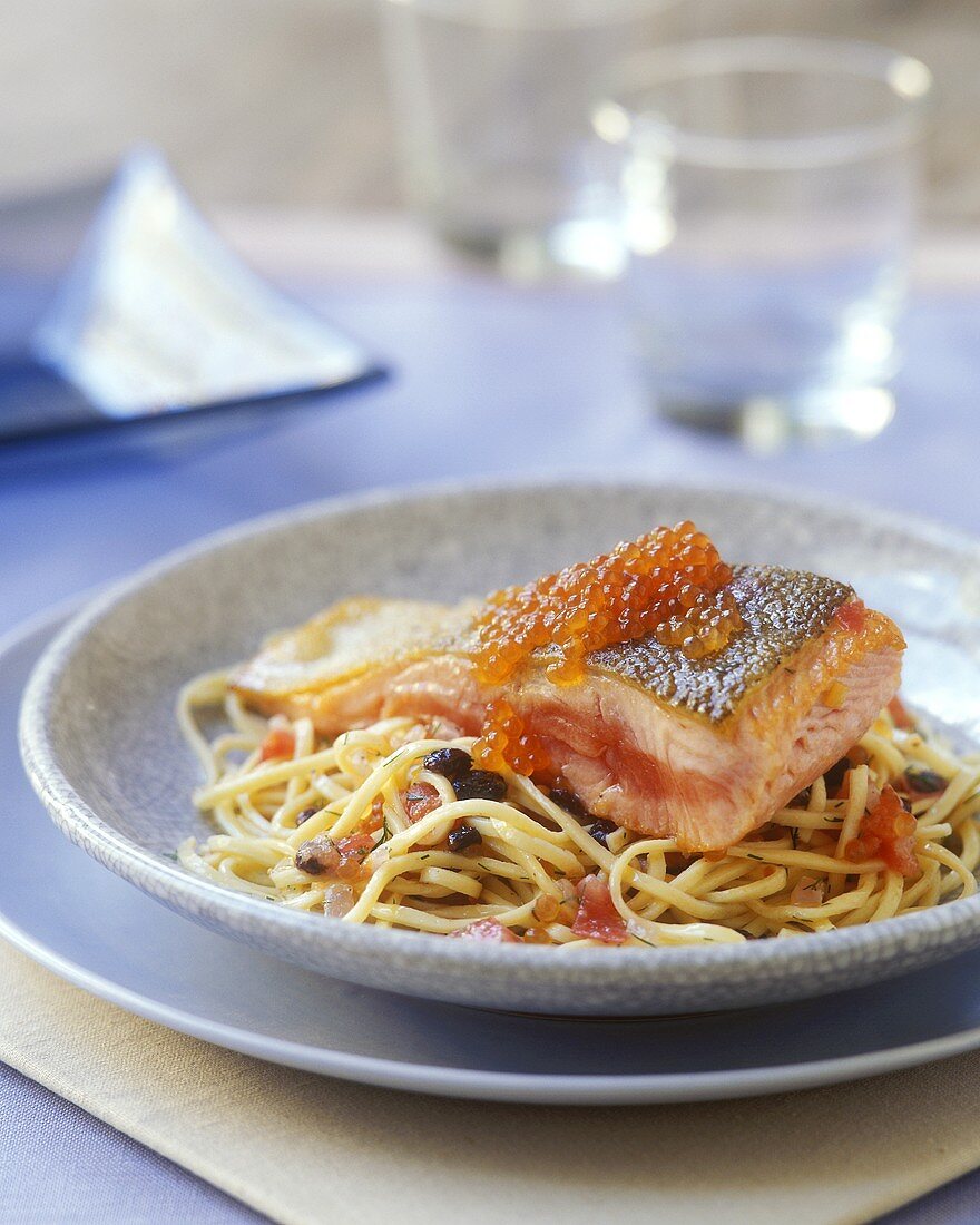 Noodles with fish, caviare and tomatoes
