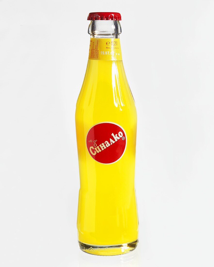 Sinalco-Flasche mit russischem Label