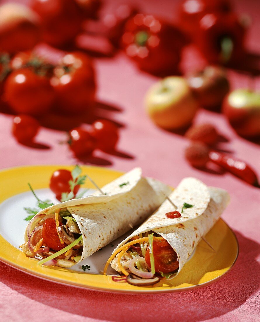 Spicy vegetable wraps with turkey