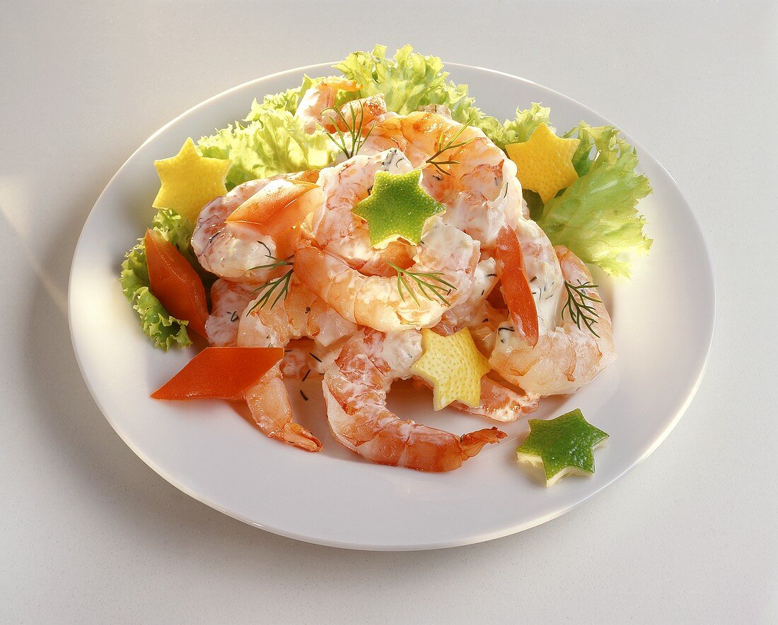 Shrimp salad with carved citrus fruits