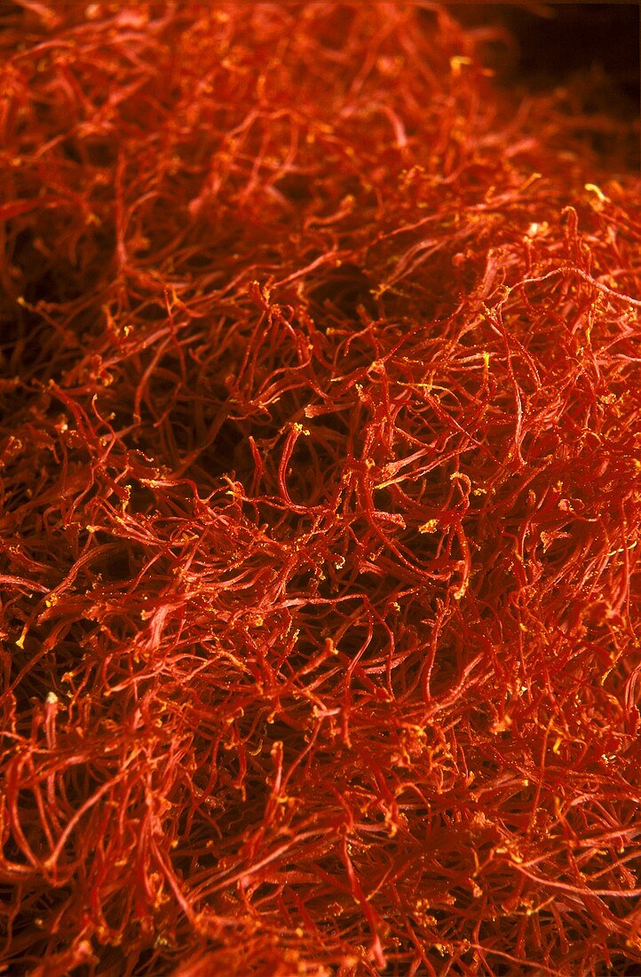 Saffron strands (filling the picture)