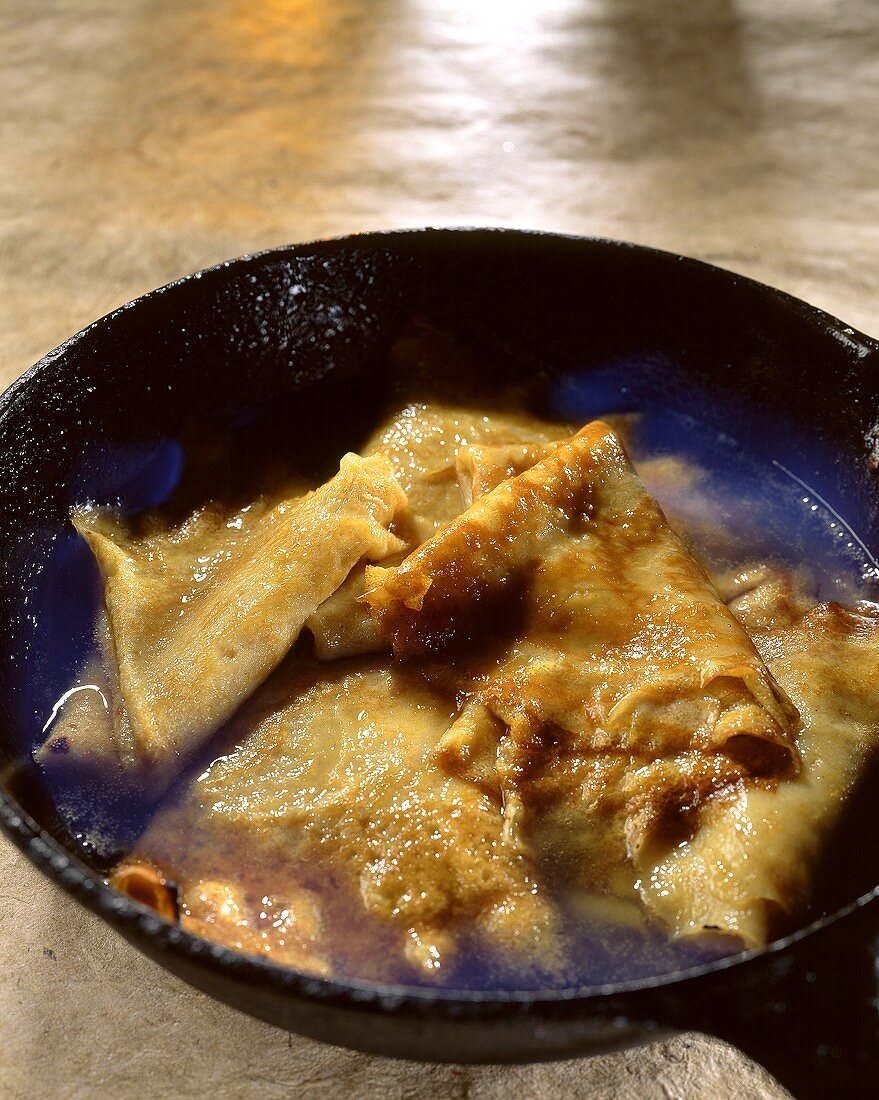 Crepes suzette in the pan