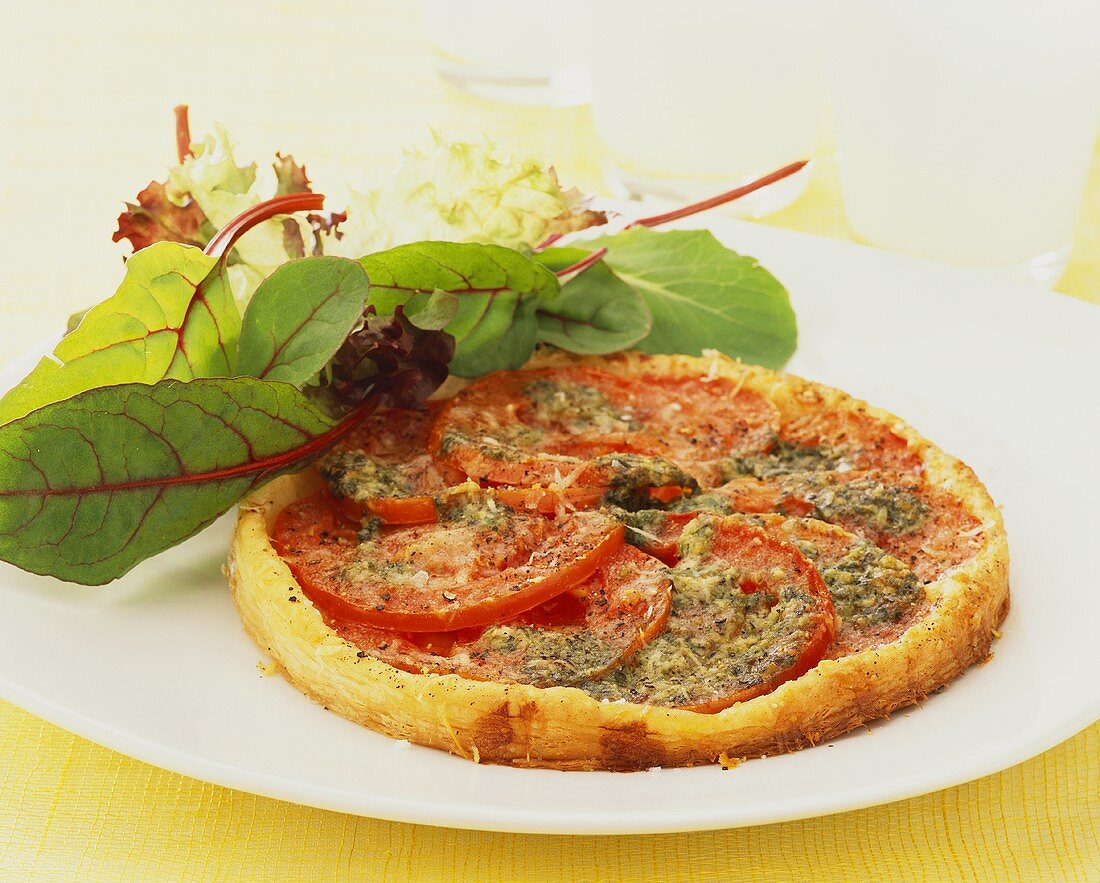 Tomato tart with pesto