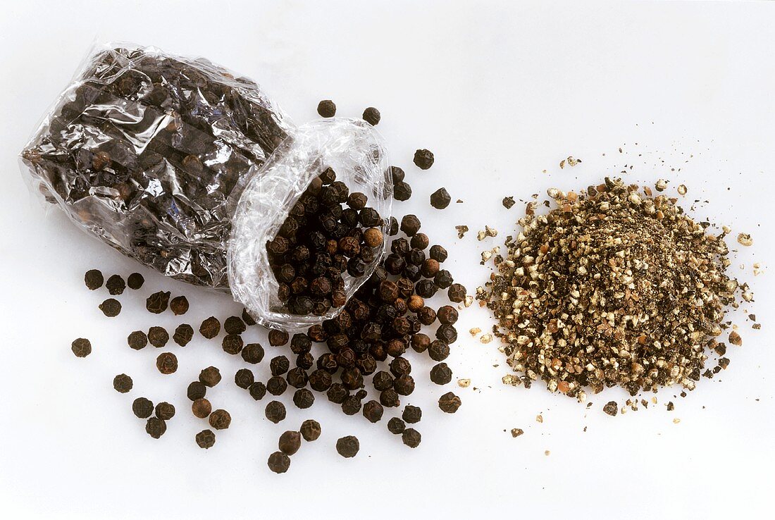 Ground pepper and peppercorns in cellophane bag