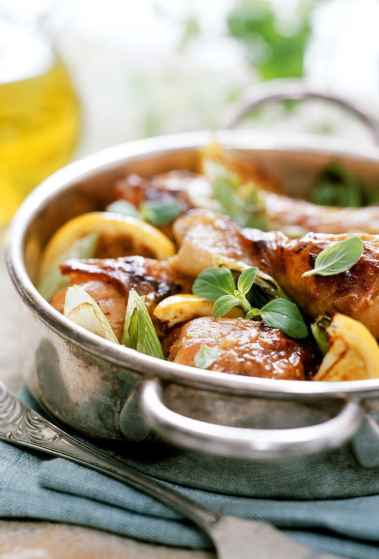 Zitronenhähnchen mit frischem Oregano