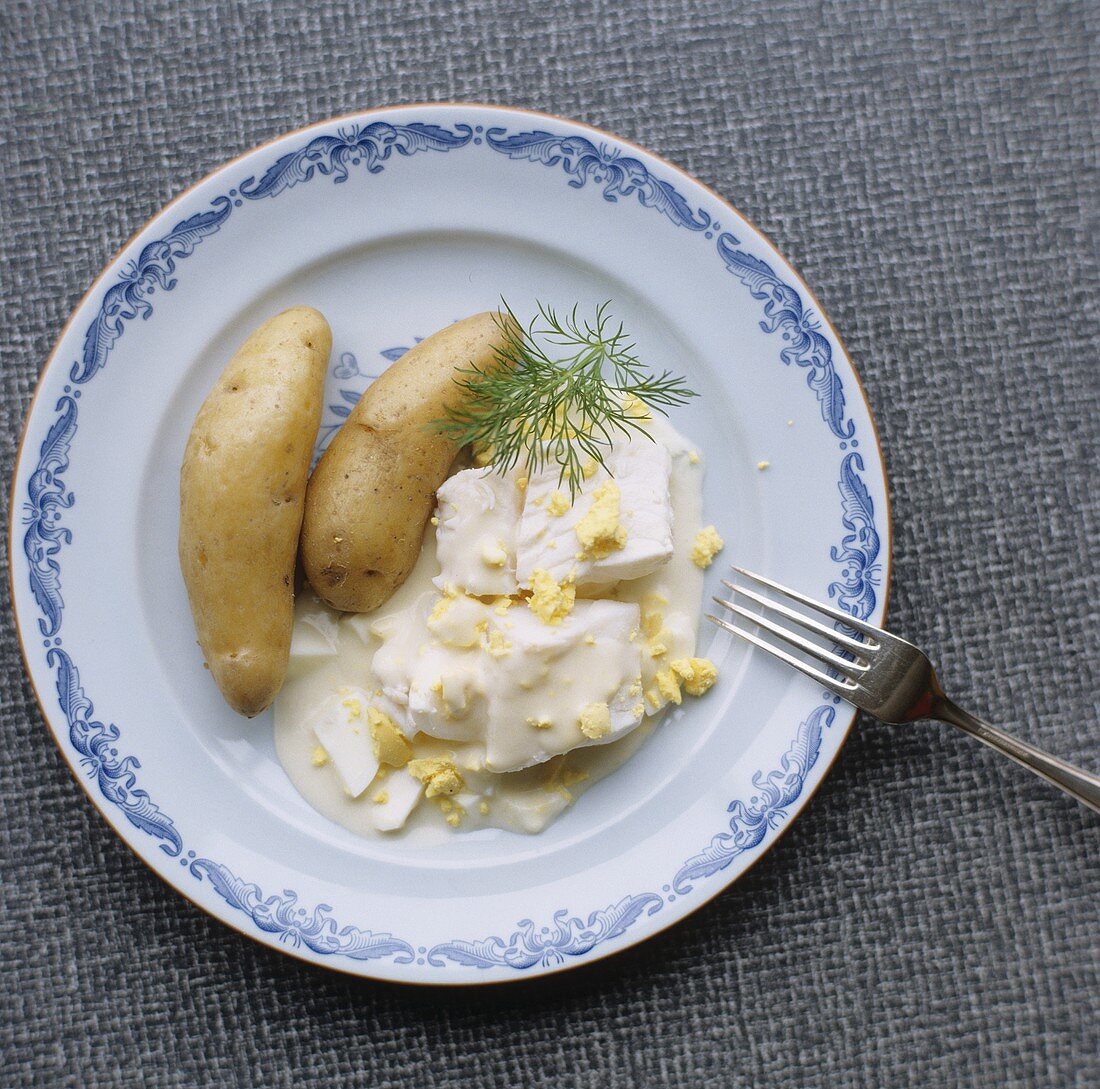 Kabeljau in Eiersauce mit Kartoffeln aus Schweden
