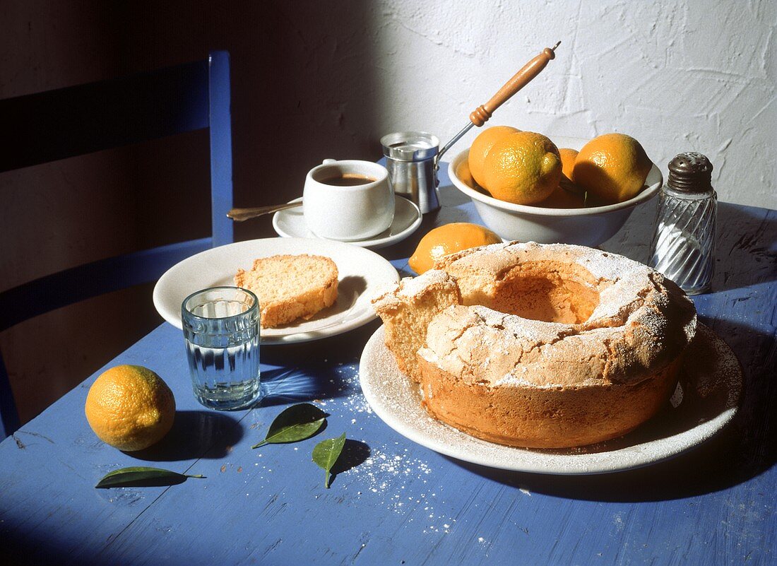 Greek Sponge Cake with Mocha