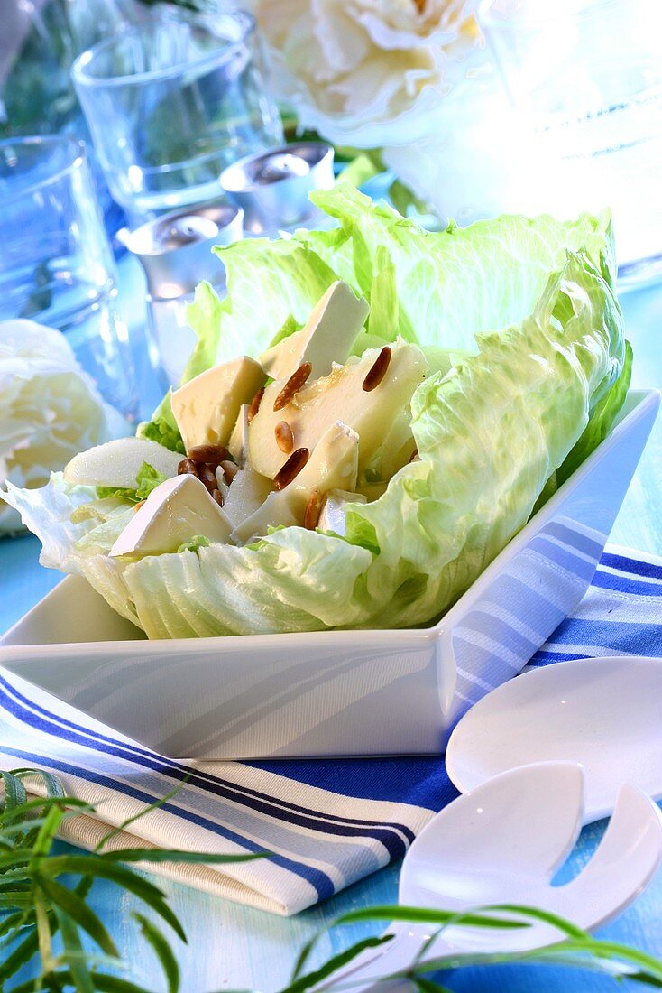 Iceberg lettuce with Camembert and pears