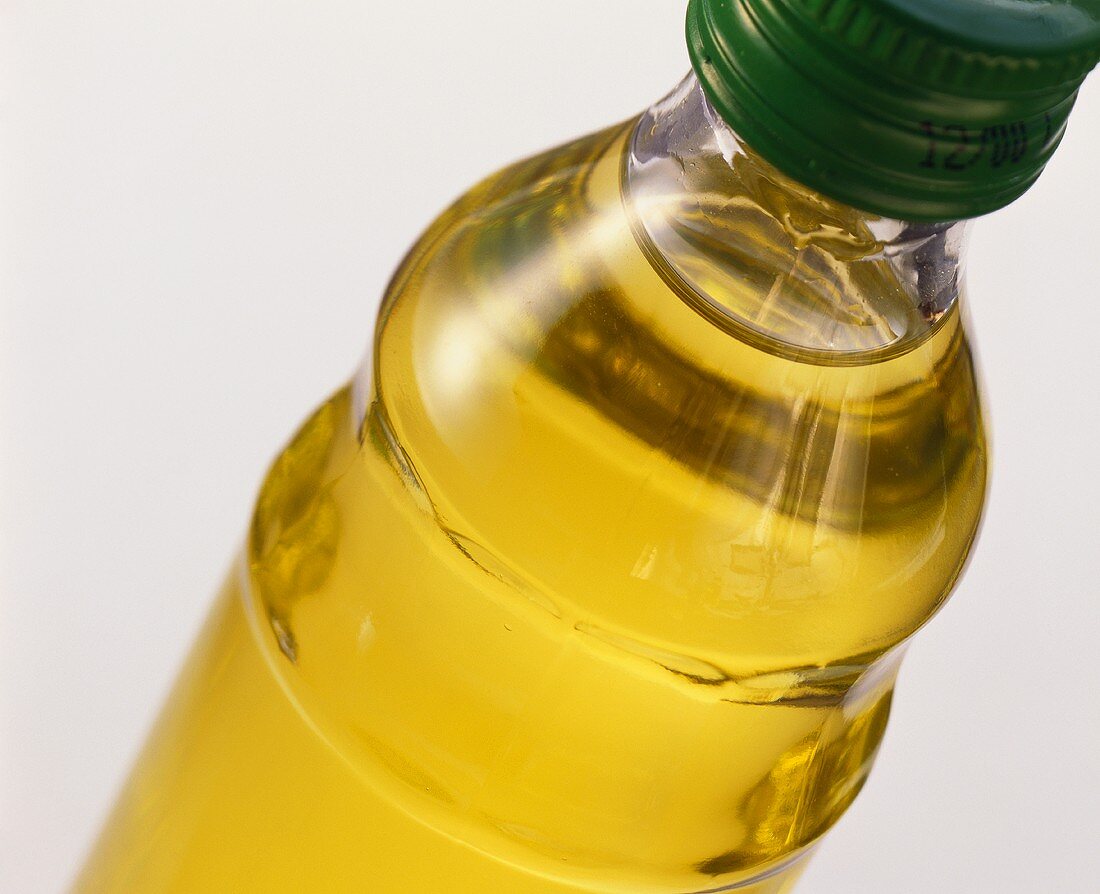 Oil bottle