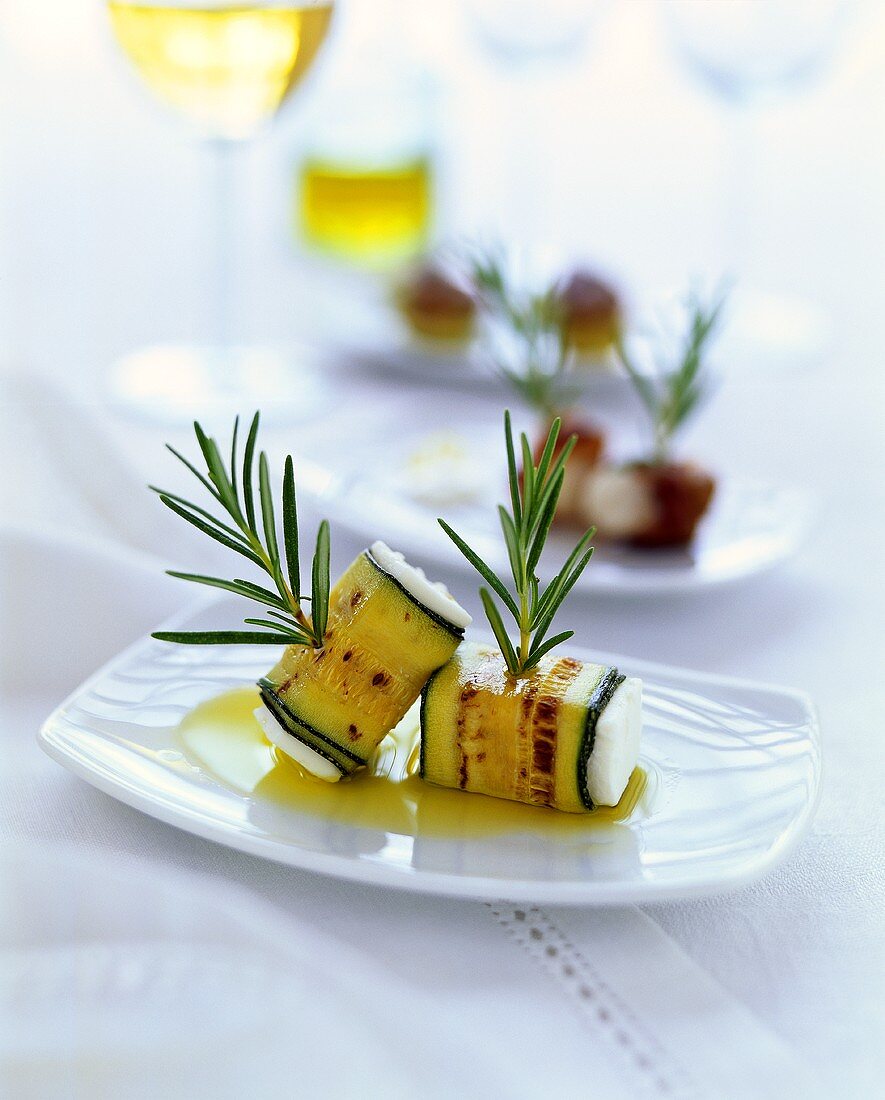 Sheep’s cheese wrapped in courgette with rosemary