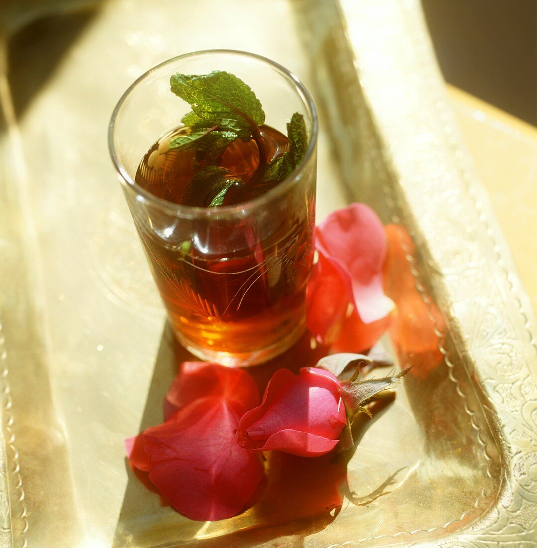 Peppermint tea with rose petals