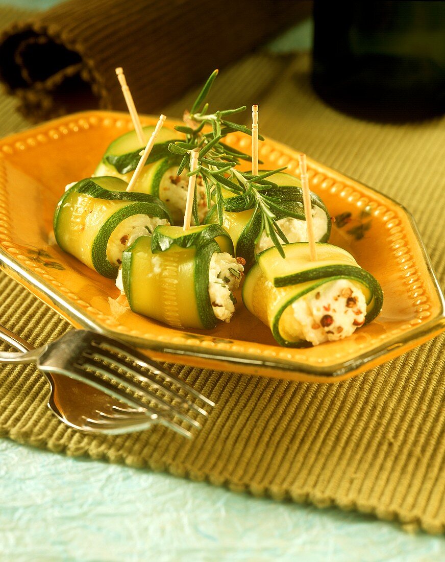 Courgette rolls with soft cheese filling
