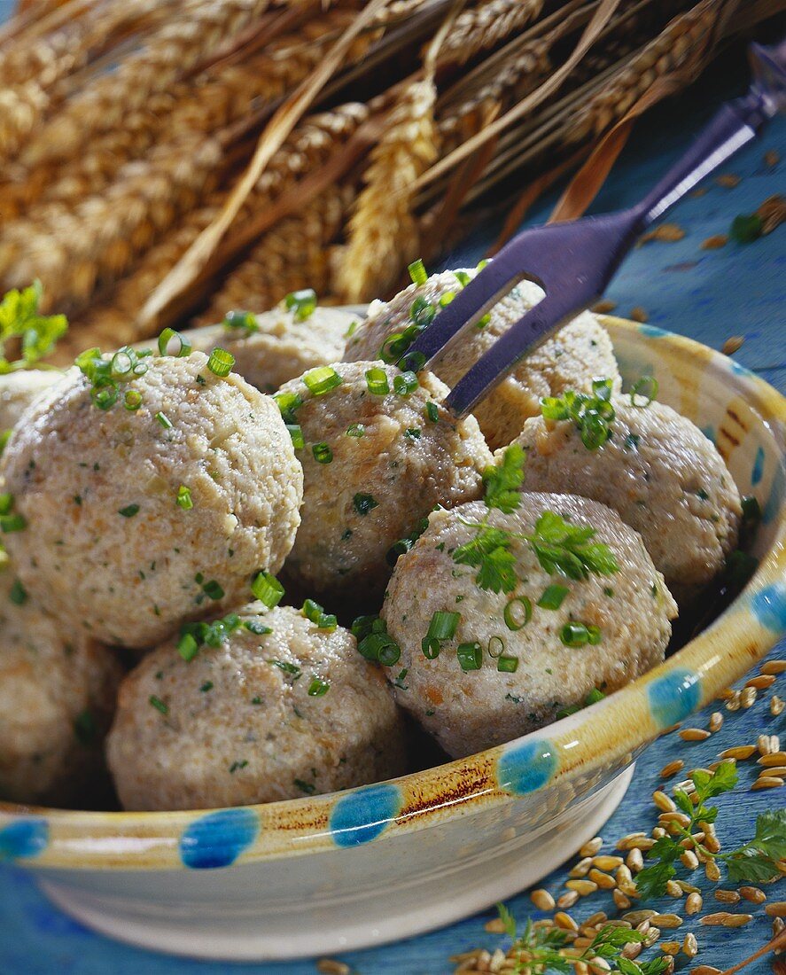 Green rye dumplings with chives