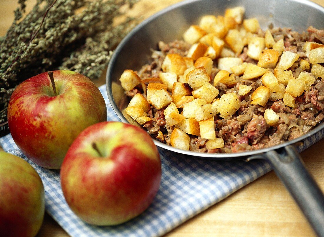 Liver and apple stuffing for roast goose