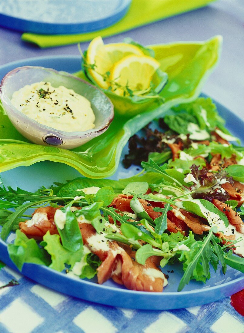Green salad with beef carpaccio