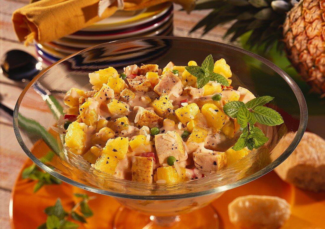 Geflügelsalat mit Ananas