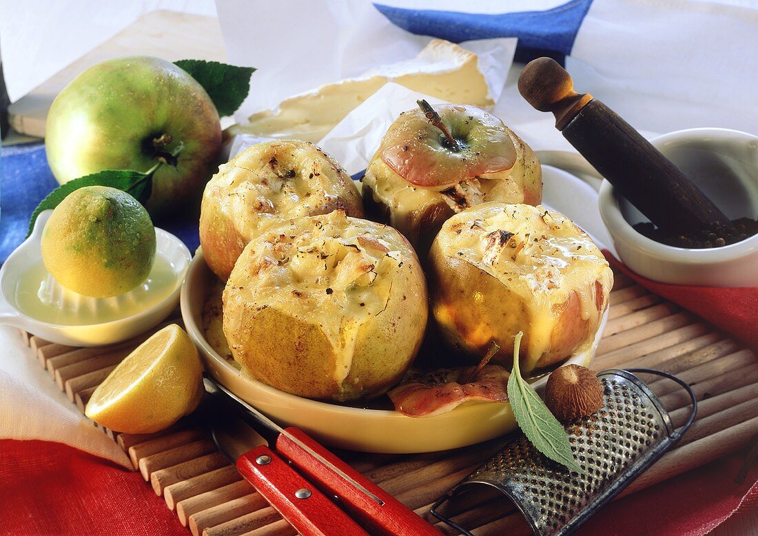 Lothringian Brie apples (baked apples stuffed with cheese)