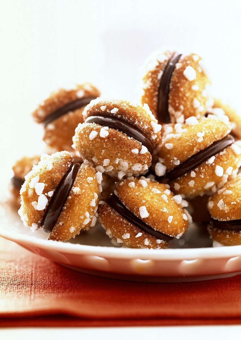 Amaretti, filled with mocha cream