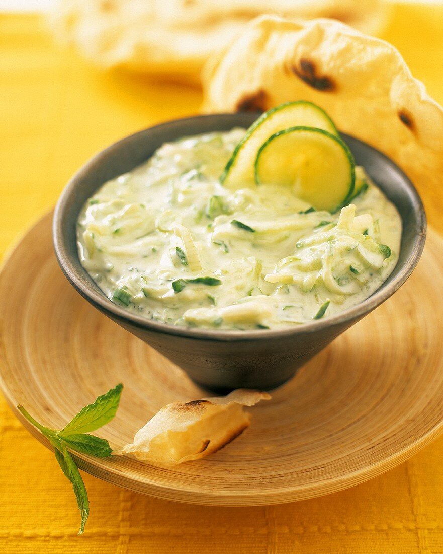 Cucumber raita with flatbread