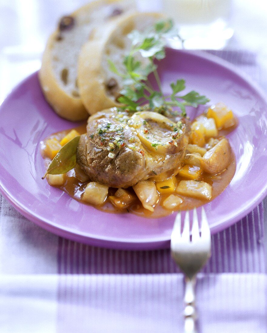 Ossobuco con la gremolata (Geschmorte Kalbsbeinscheiben)