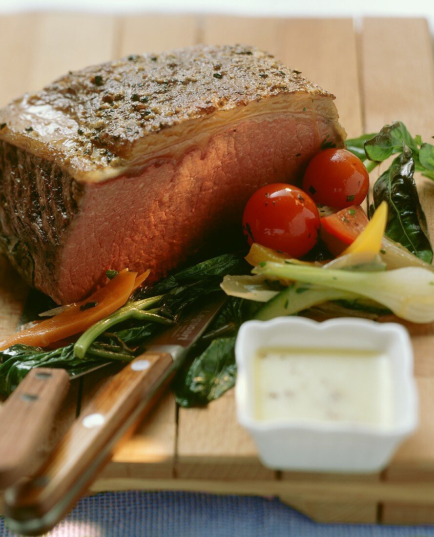 Roastbeef mit lauwarmem Gemüsesalat