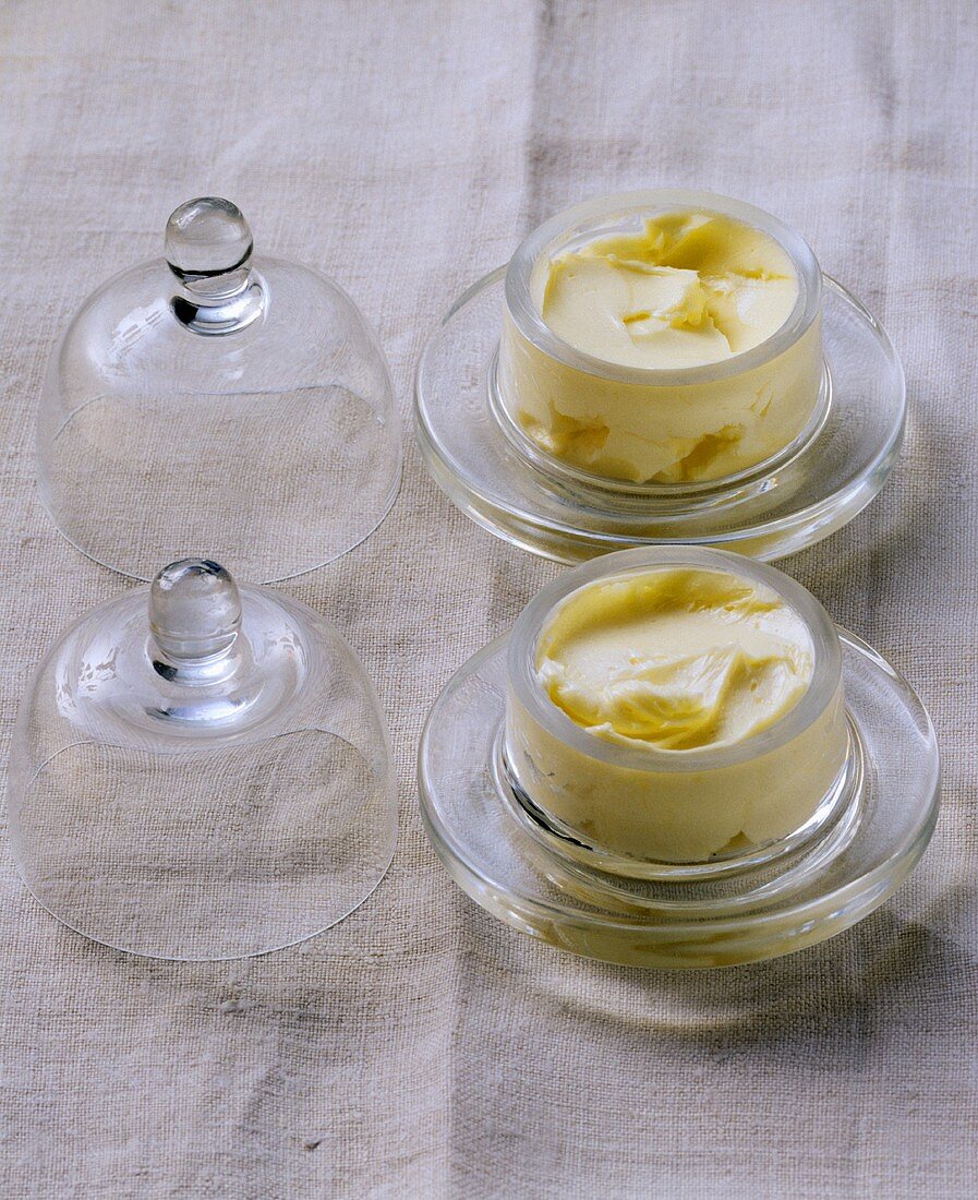 Butter in Glastöpfchen