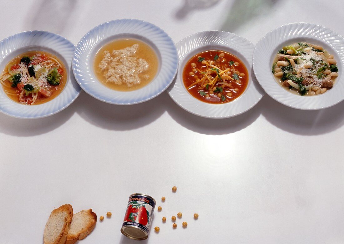 Vier verschiedene Suppen, Italien