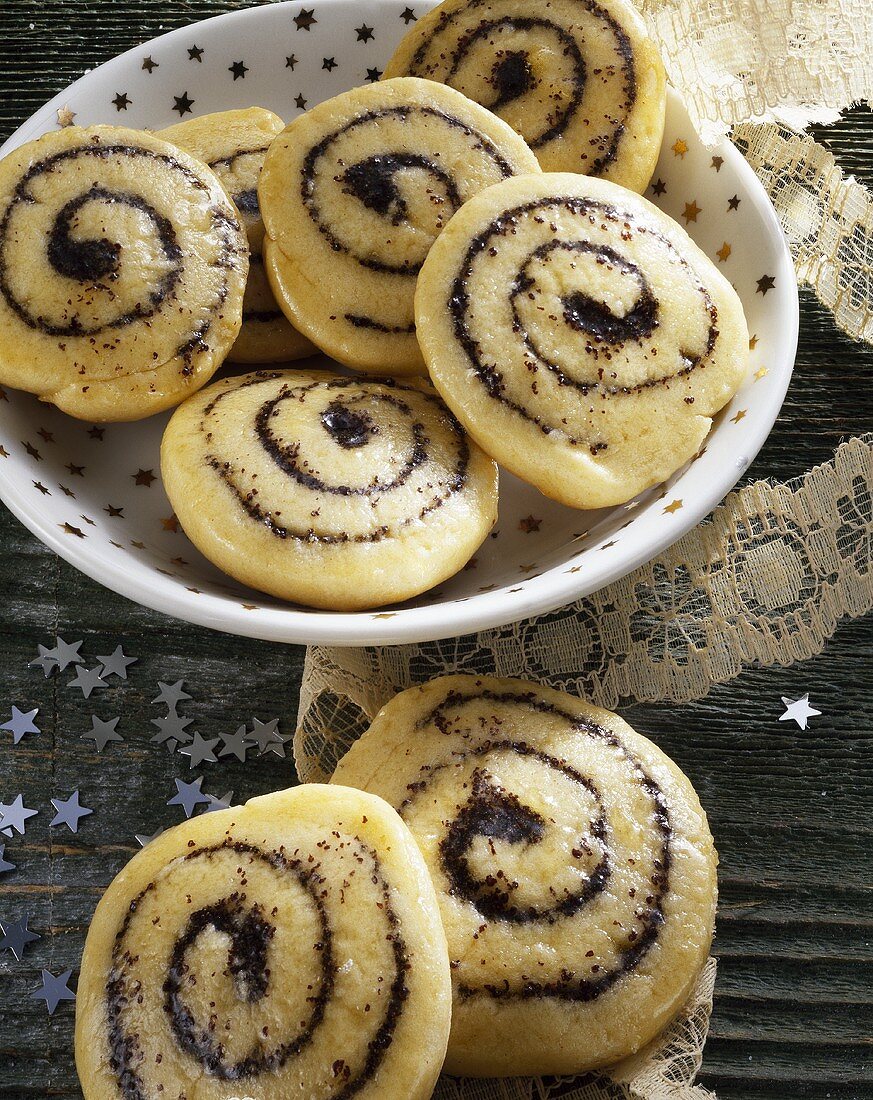 Poppy seed snails for Christmas
