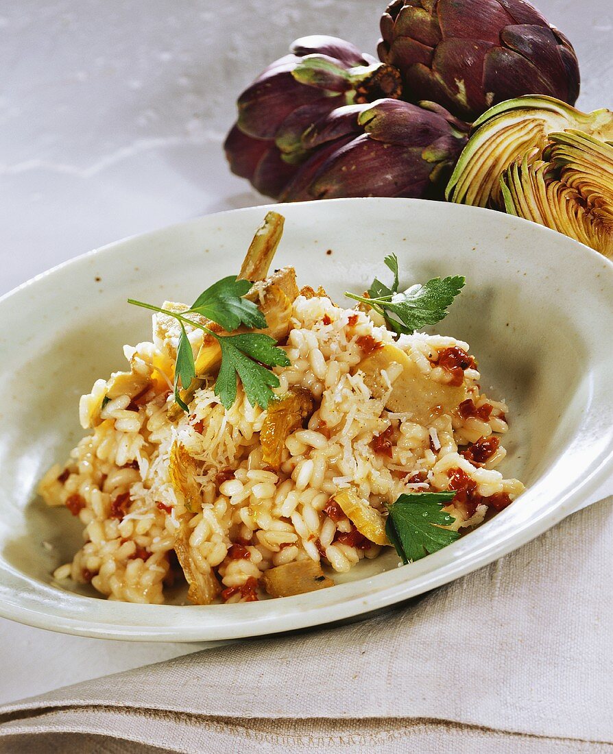 Artichoke risotto with dried tomatoes