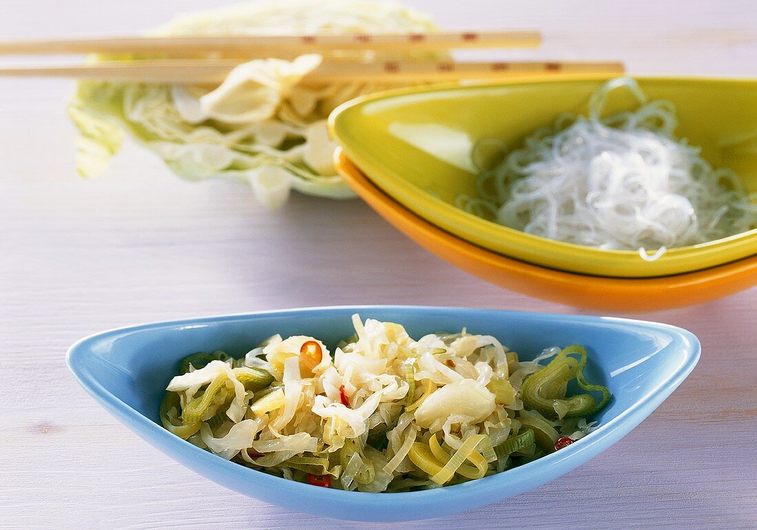 Sweet and sour white cabbage with glass noodles