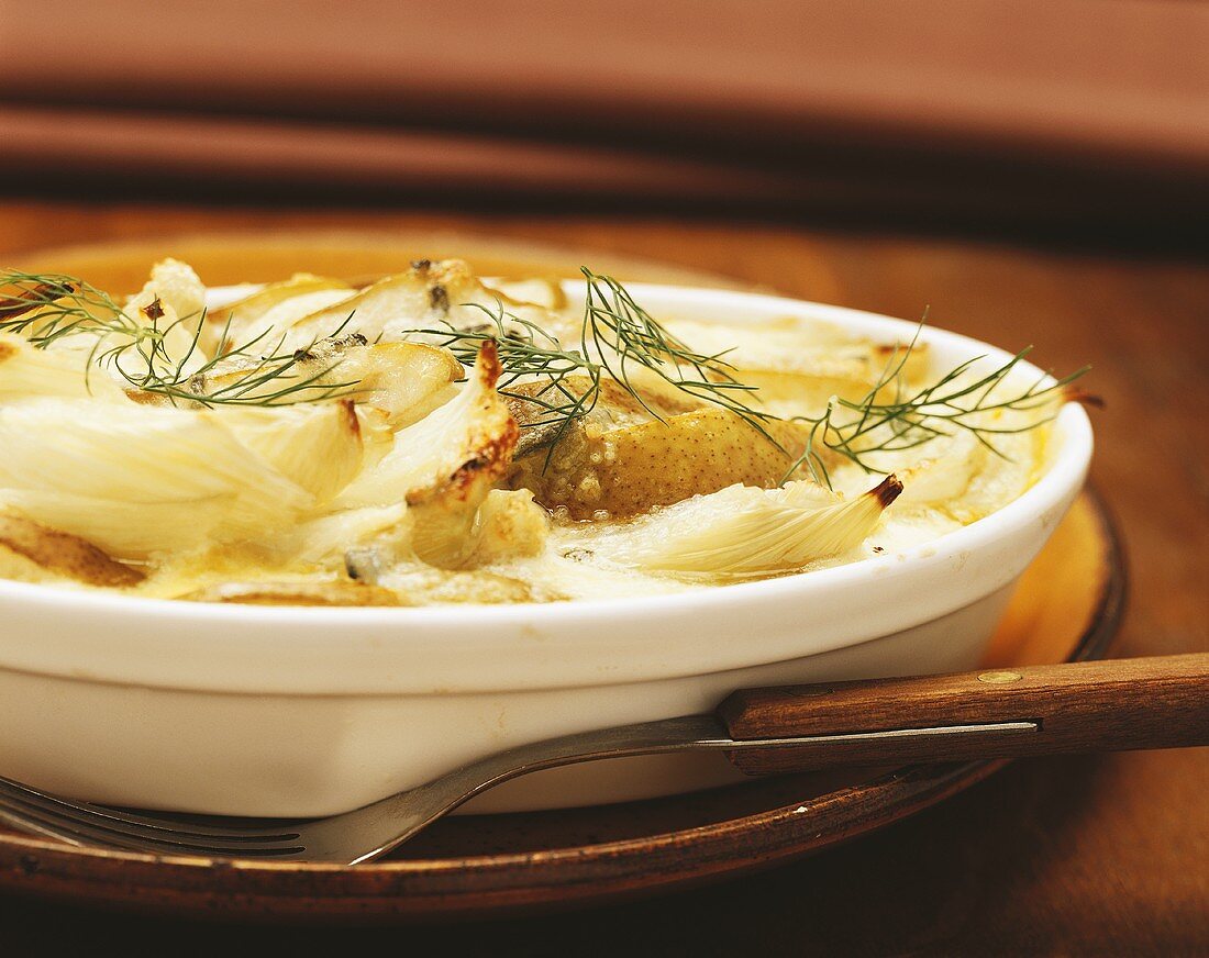 Fennel and pear gratin