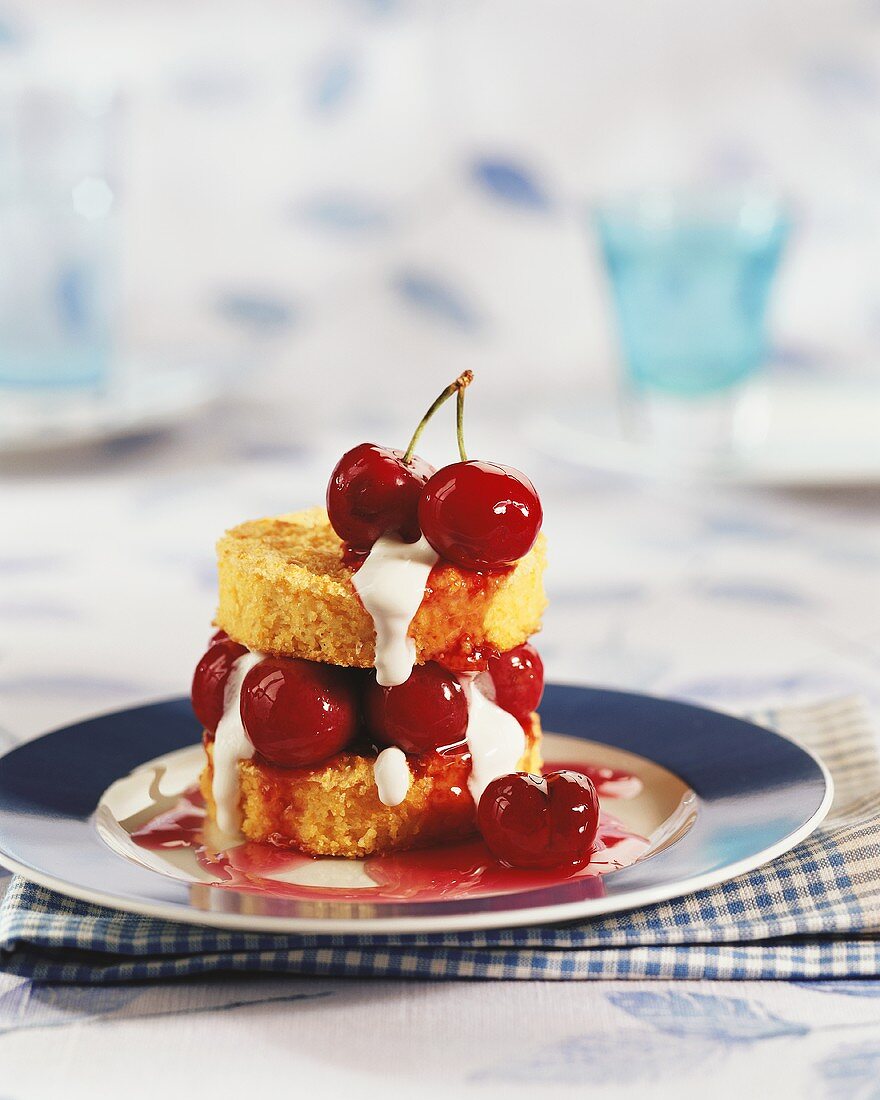 Polenta cakes with cherries