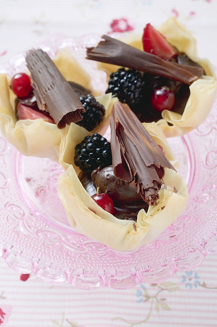 Berries and chocolate in yufka pastry shells