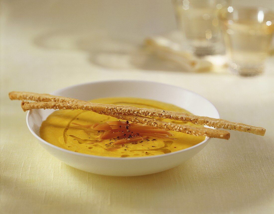 Carrot and ginger soup with grissini