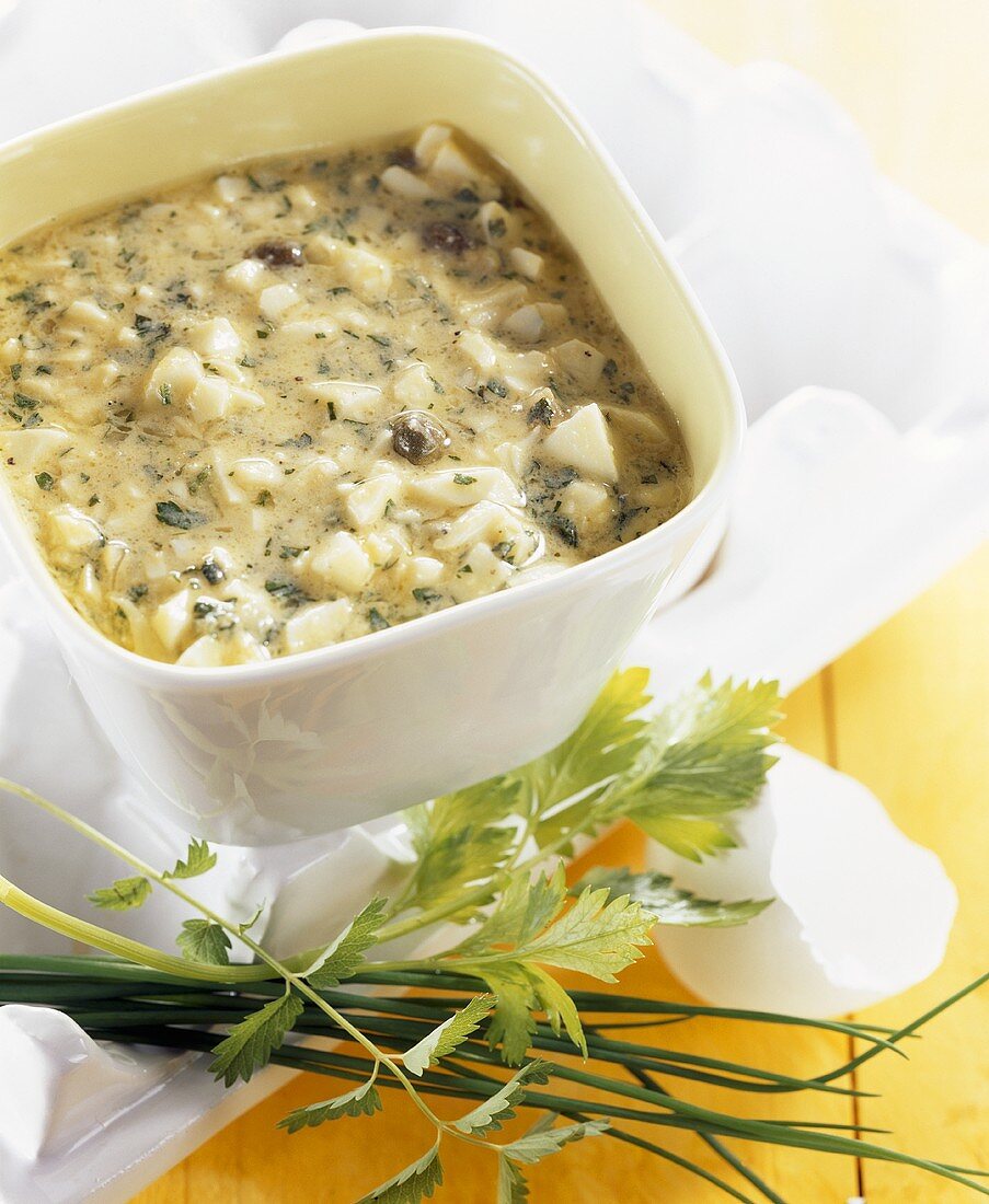 Egg and herb sauce