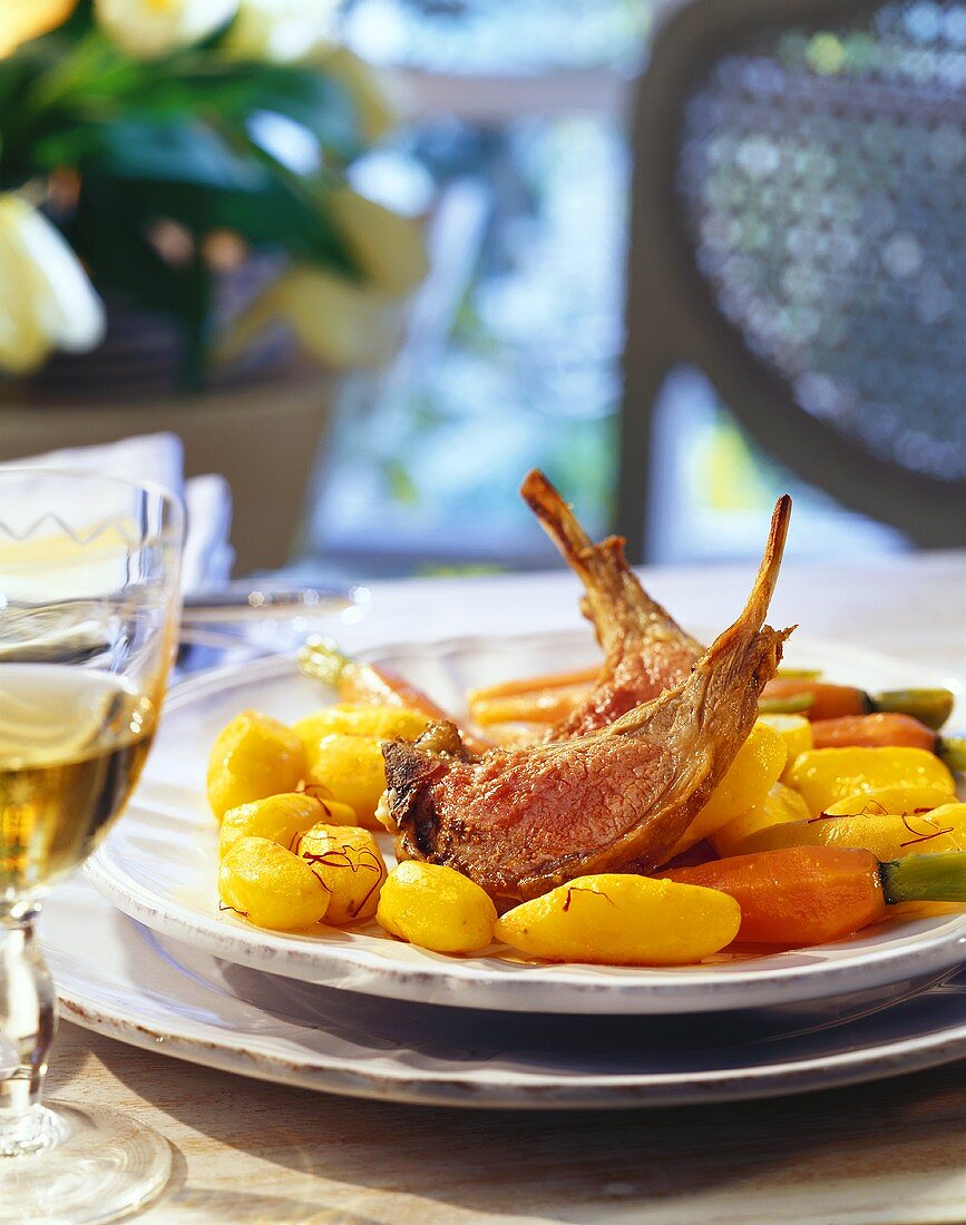 Lamb cutlets with saffron potatoes