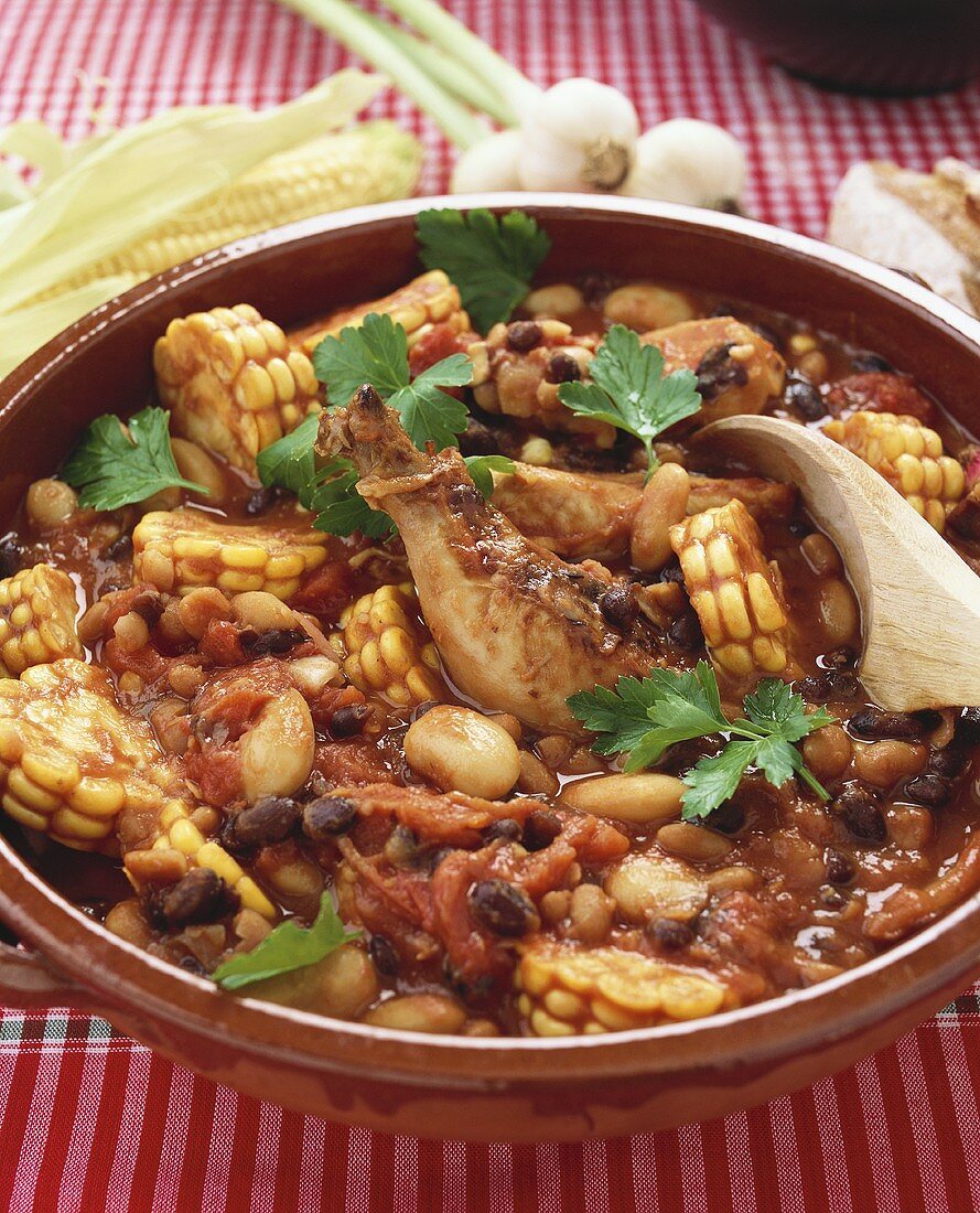 Chili with poultry and sweetcorn