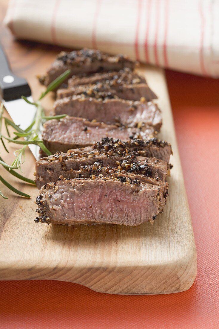 Pfeffersteak, in Scheiben geschnitten